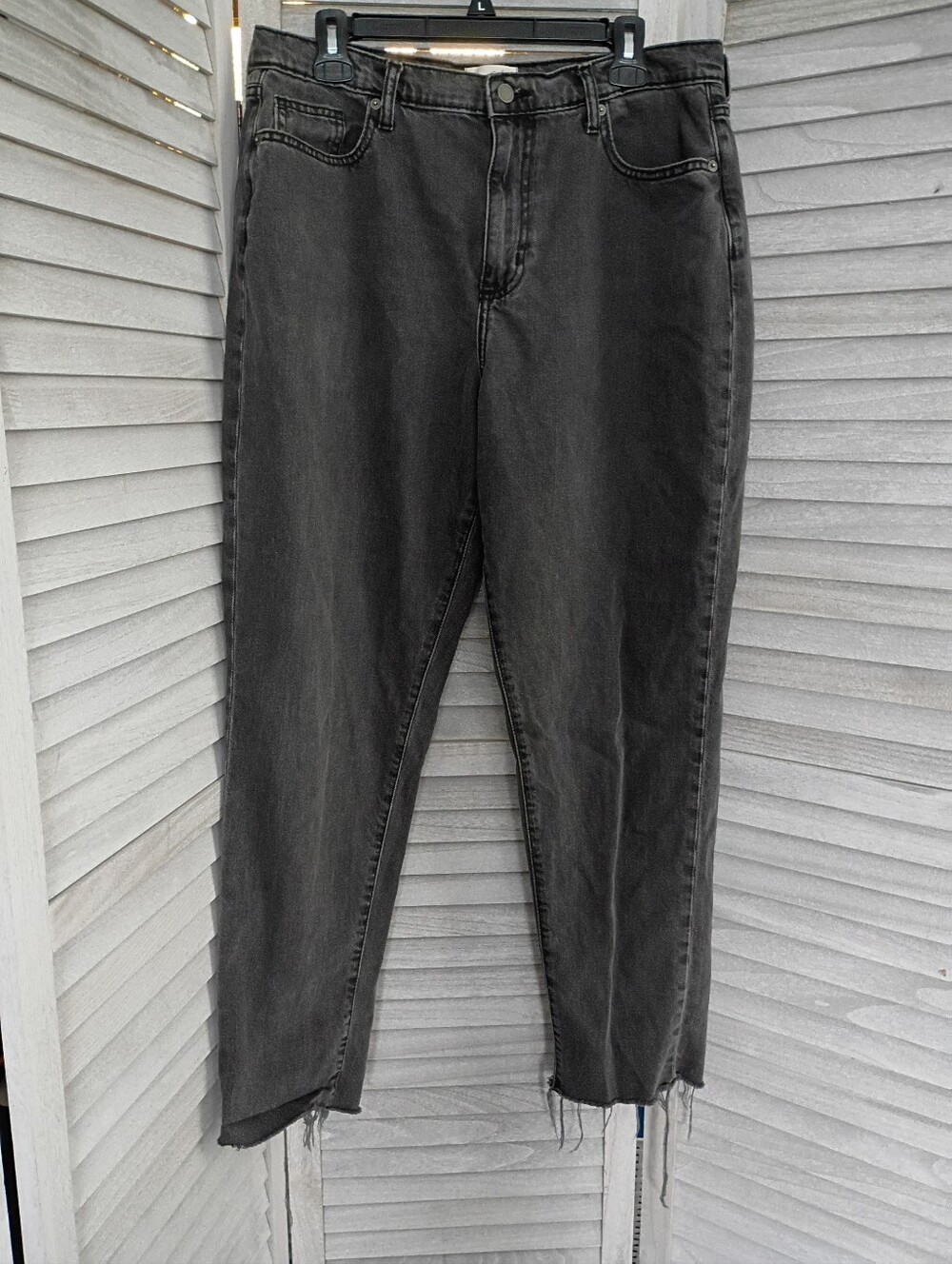 34x31 Universal Thread Size 12 Mid Rise Boyfriend Women's Black Jeans
